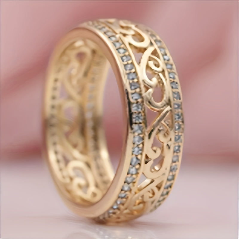 Comfort-Fit Sparkle Ring