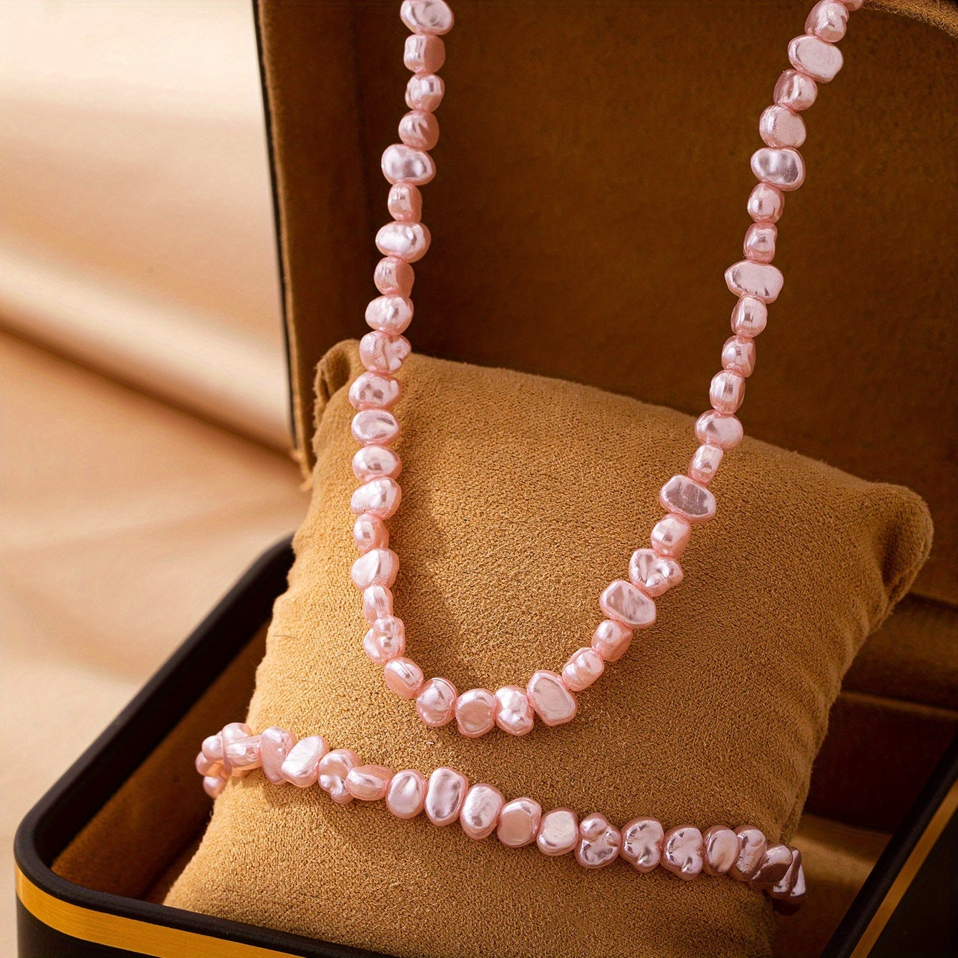 Luminous Pearl-Inspired Necklace and bracelet
