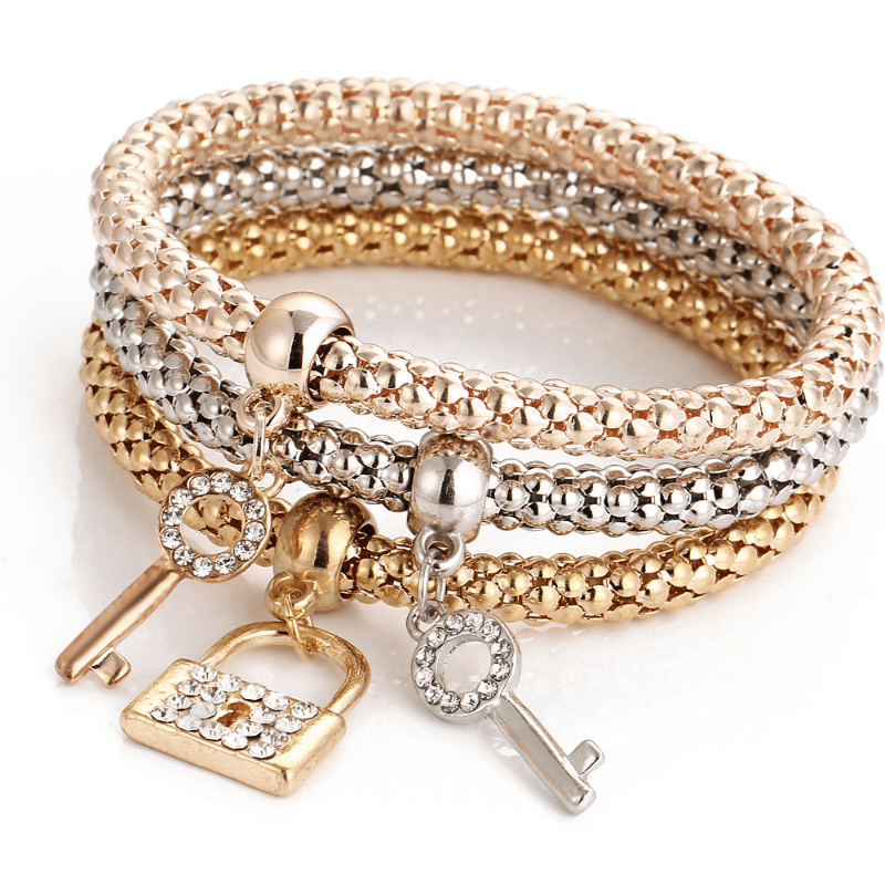 Day-to-Night Necklace Set
