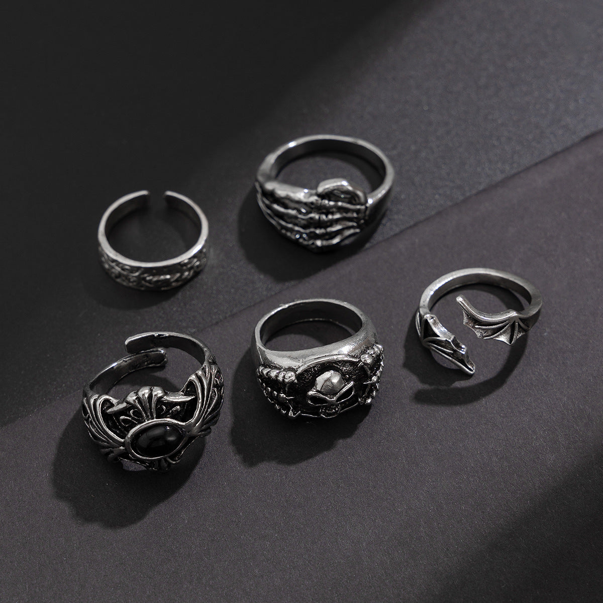 Minimalist Gothic Rings for Urban Edge