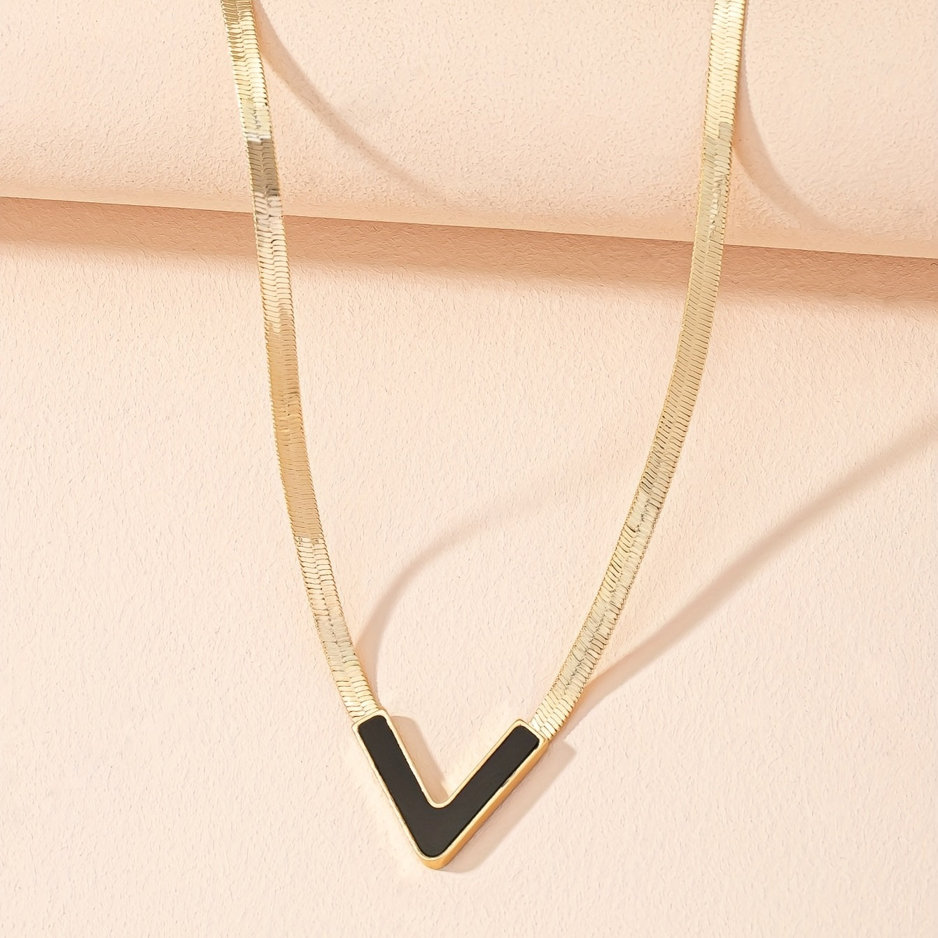 Day-to-Night Necklace