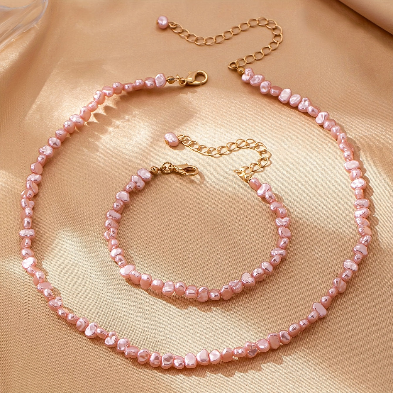 Luminous Pearl-Inspired Necklace and bracelet