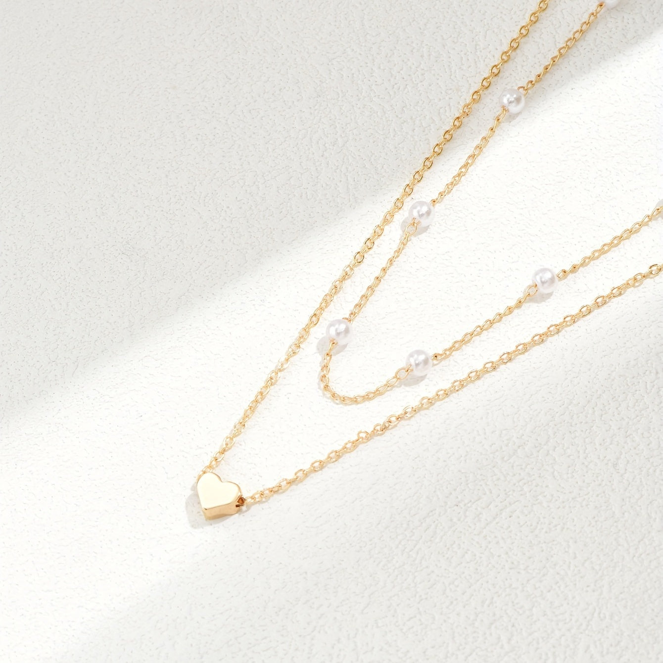 Day-to-Night Pearl-Inspired Necklace