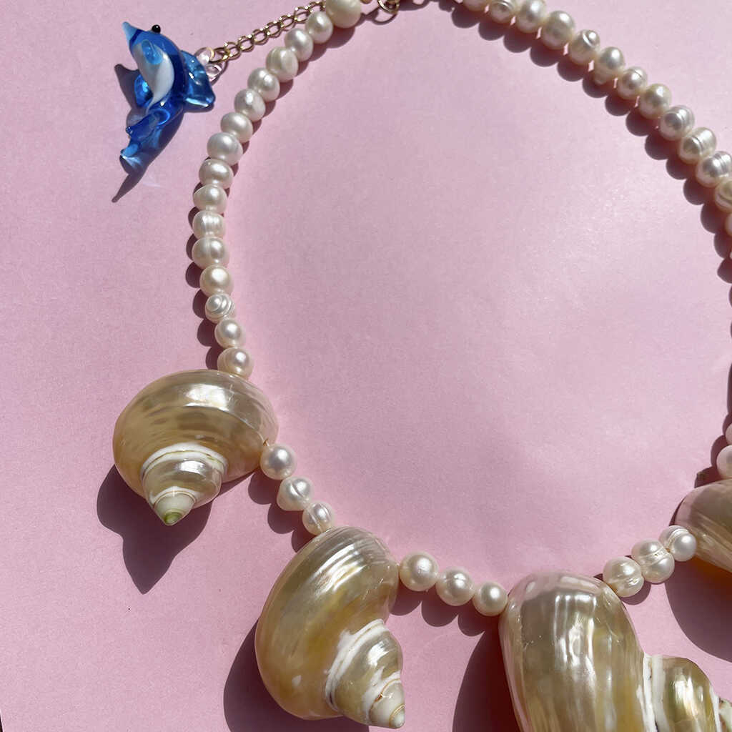 Radiant Seashell Necklace Charm
