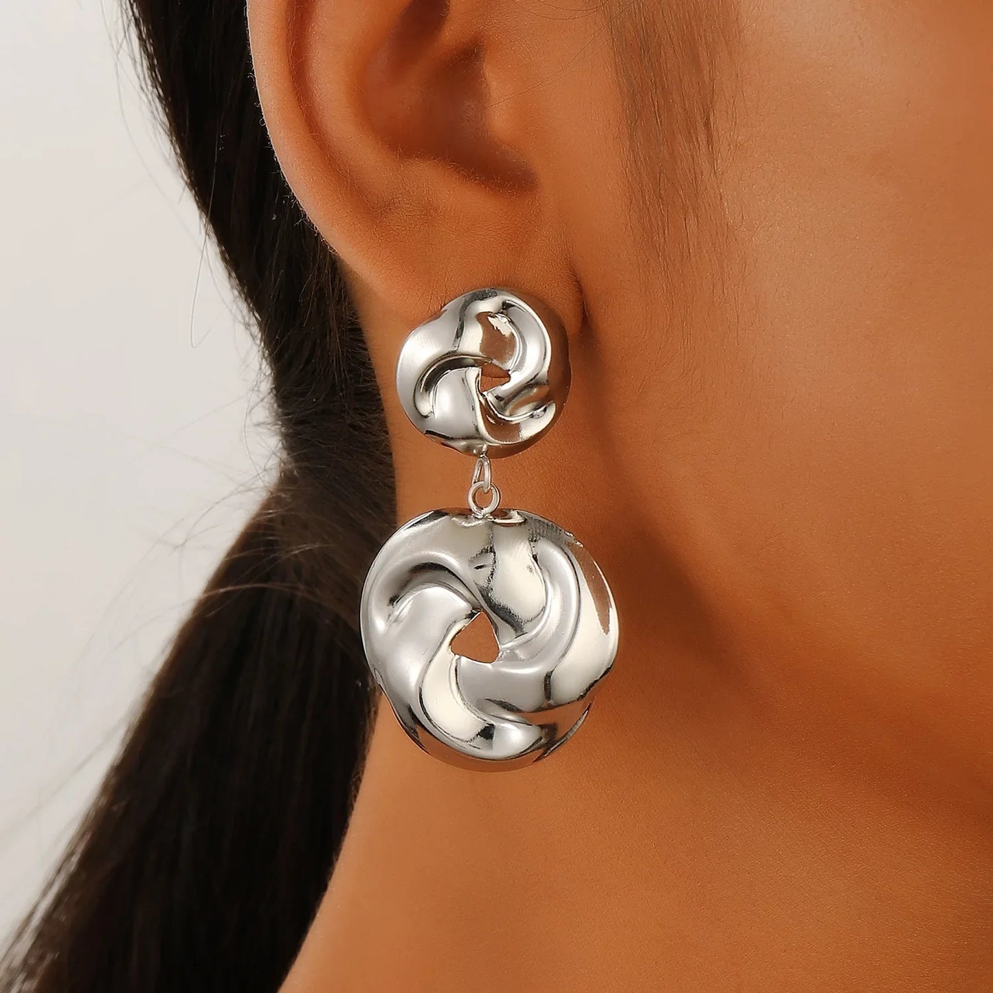 Airy Elegance Gold Chain Earrings
