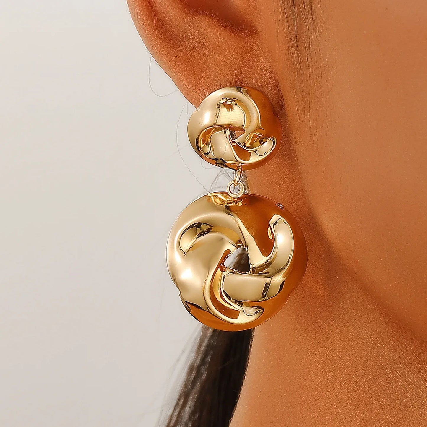 Airy Elegance Gold Chain Earrings