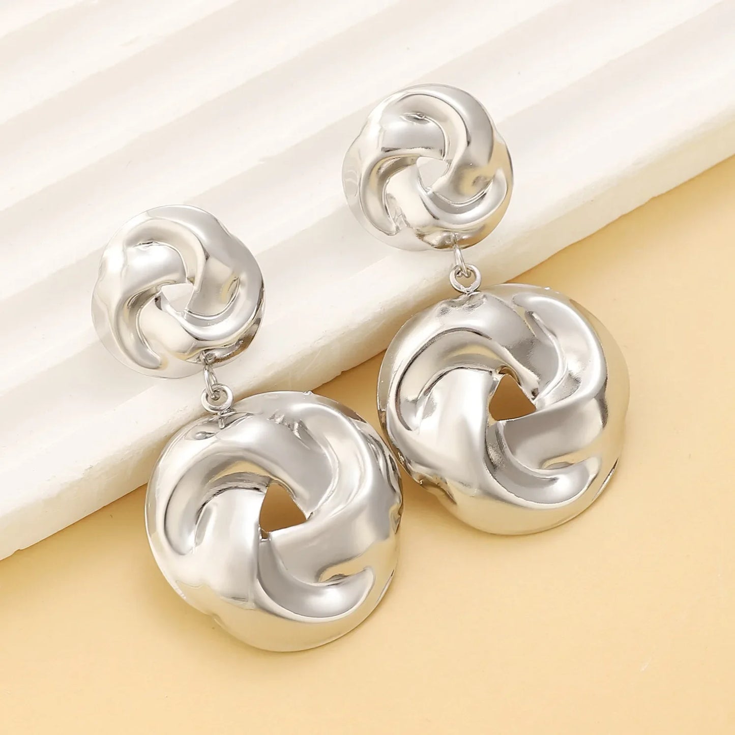 Airy Elegance Gold Chain Earrings