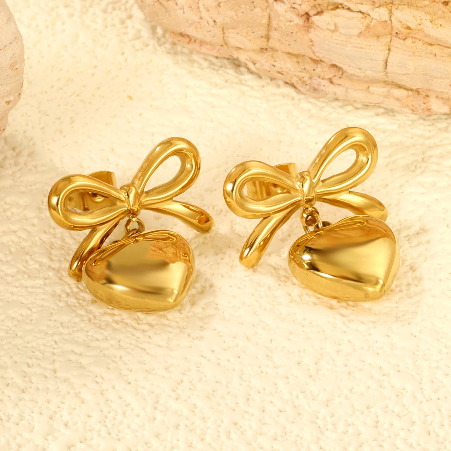 Aine Heart Earrings: Romantic Elegance