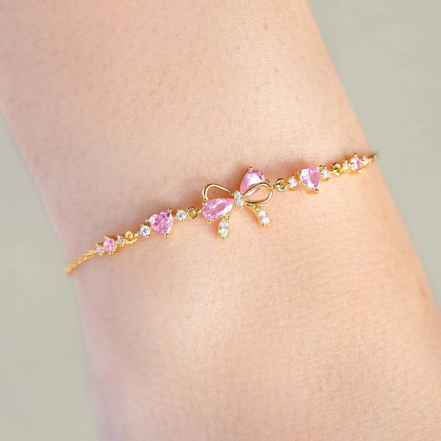 Charming Elegance Bow Bracelet
