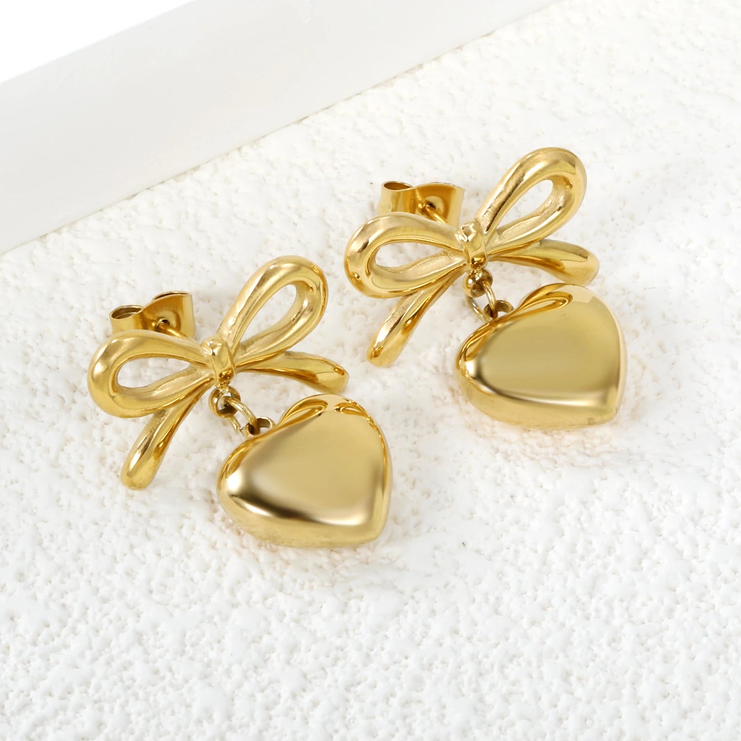 Aine Heart Earrings: Romantic Elegance