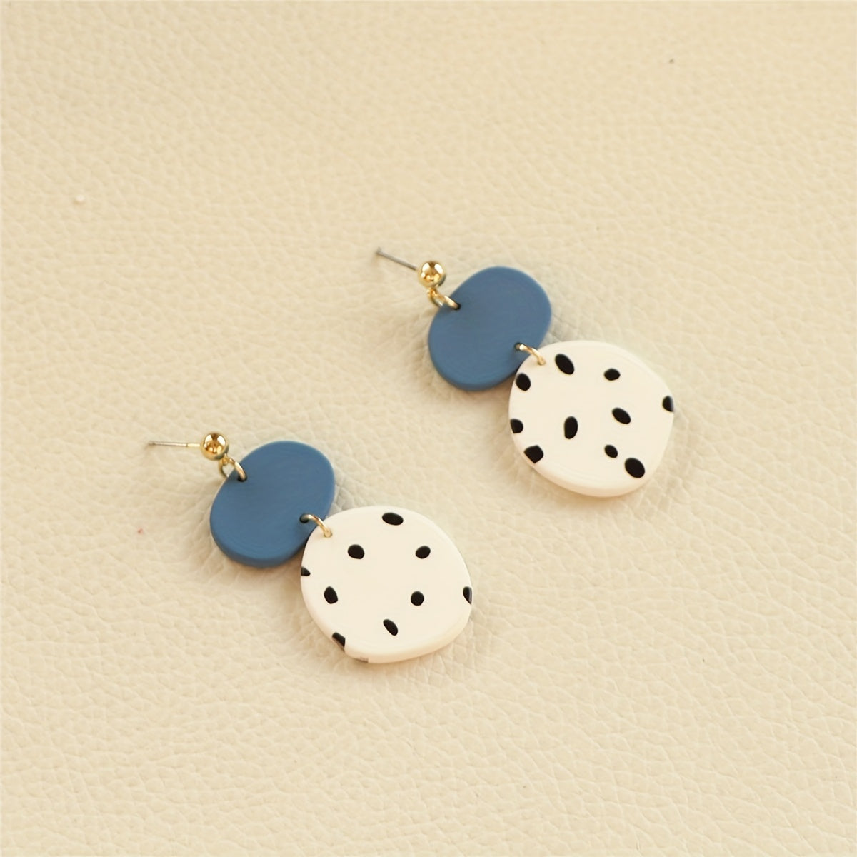 Day-To-Night Earrings