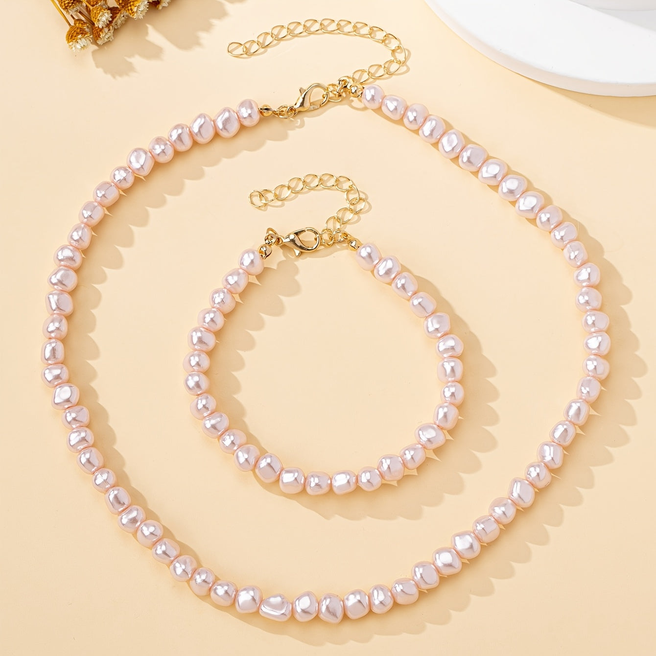 Luminous Pearl-Inspired Necklace and bracelet