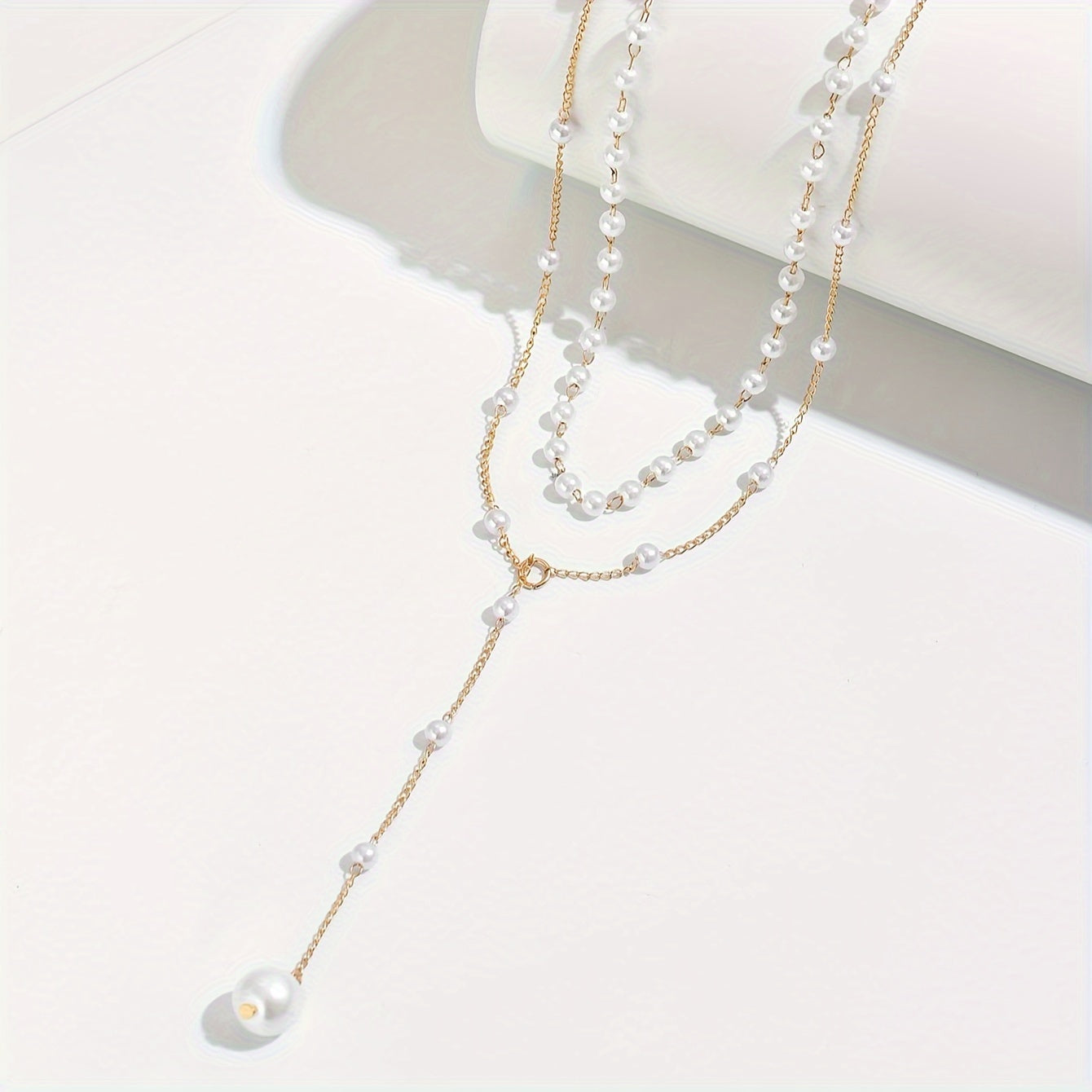Lightweight Pearl-Inspired Necklace