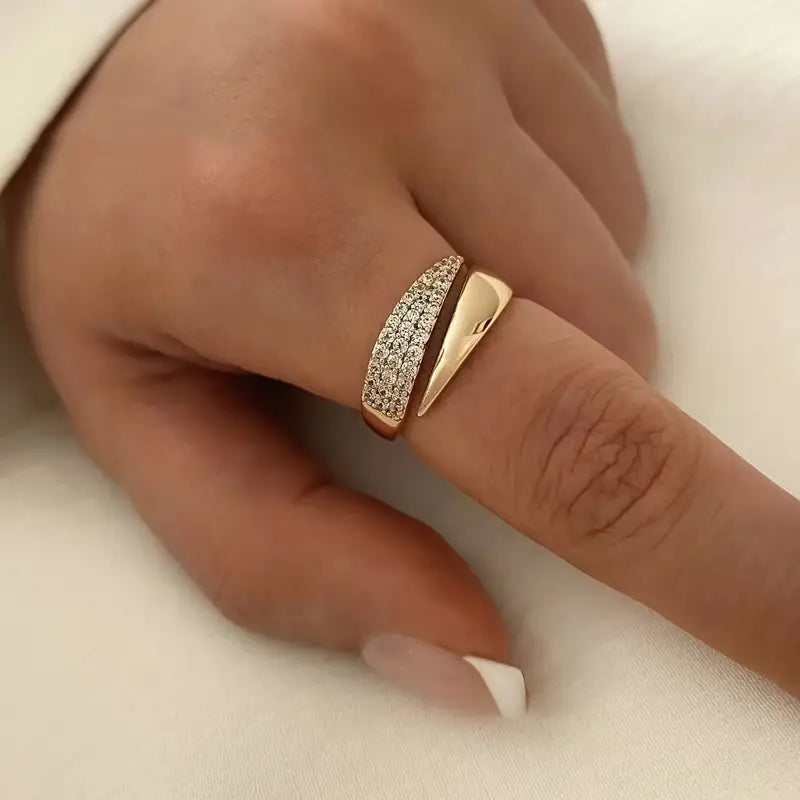 Light-Catching Ring