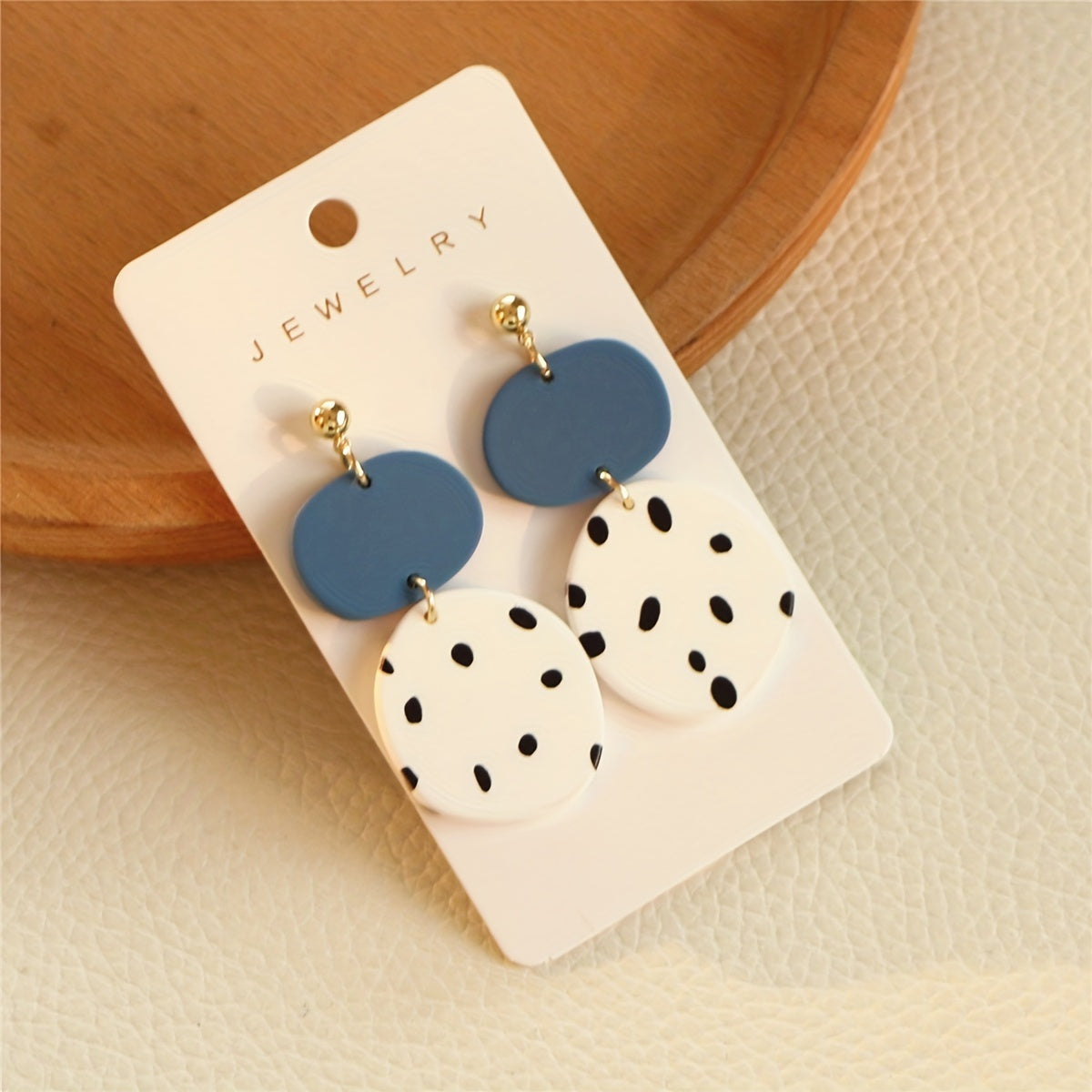 Day-To-Night Earrings
