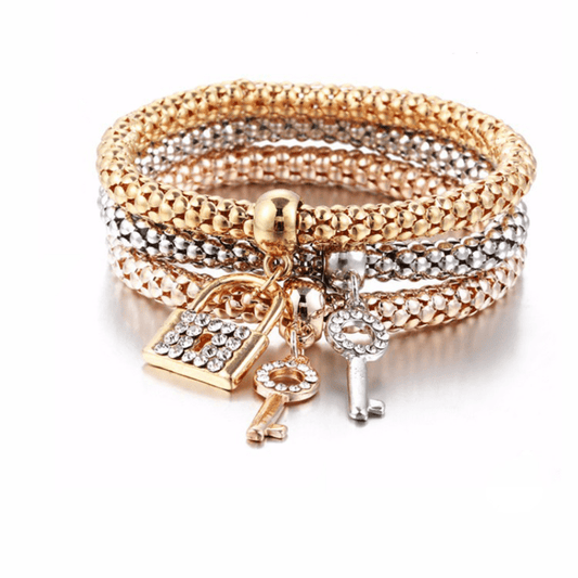 Day-to-Night Necklace Set