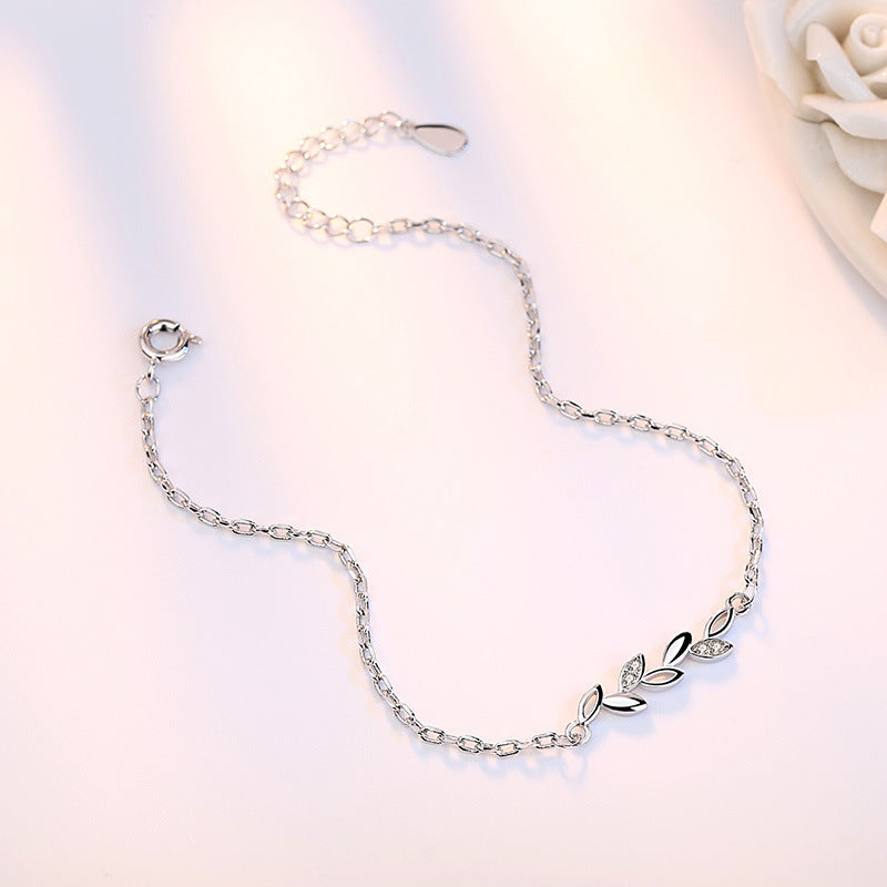 Elegant Leaf Charm Bracelet