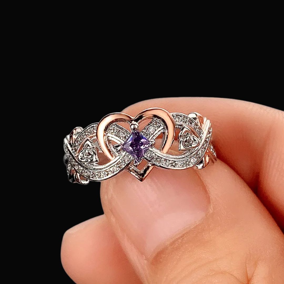 Freyja's Heart Ring: Elegance & Power