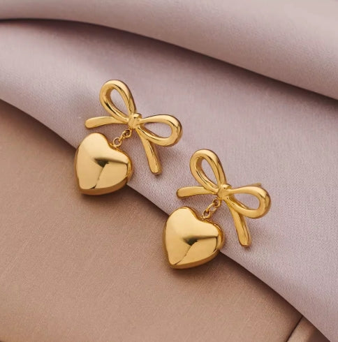 Aine Heart Earrings: Romantic Elegance