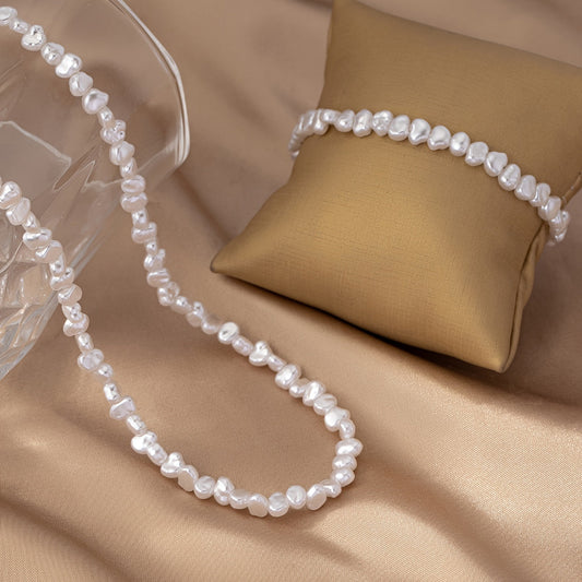 Luminous Pearl-Inspired Necklace and bracelet