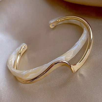 Everyday-Elegance Bracelet