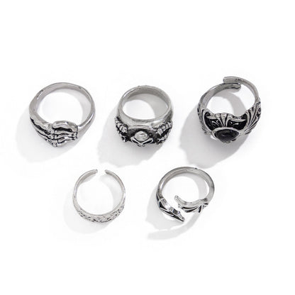 Minimalist Gothic Rings for Urban Edge