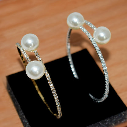 Sparkling Pearl-Inspired Bracelet