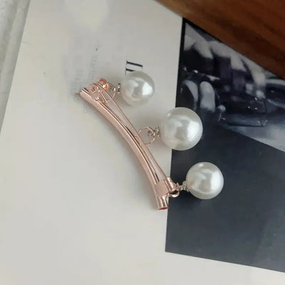 Lightweight Pearl-Inspired Necklace