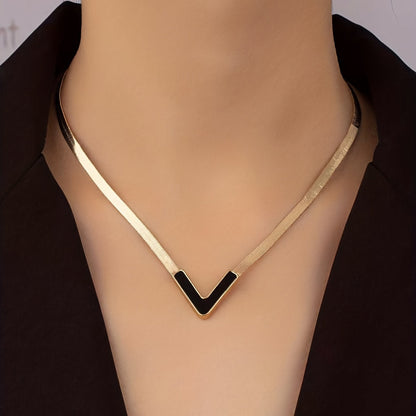 Day-to-Night Necklace