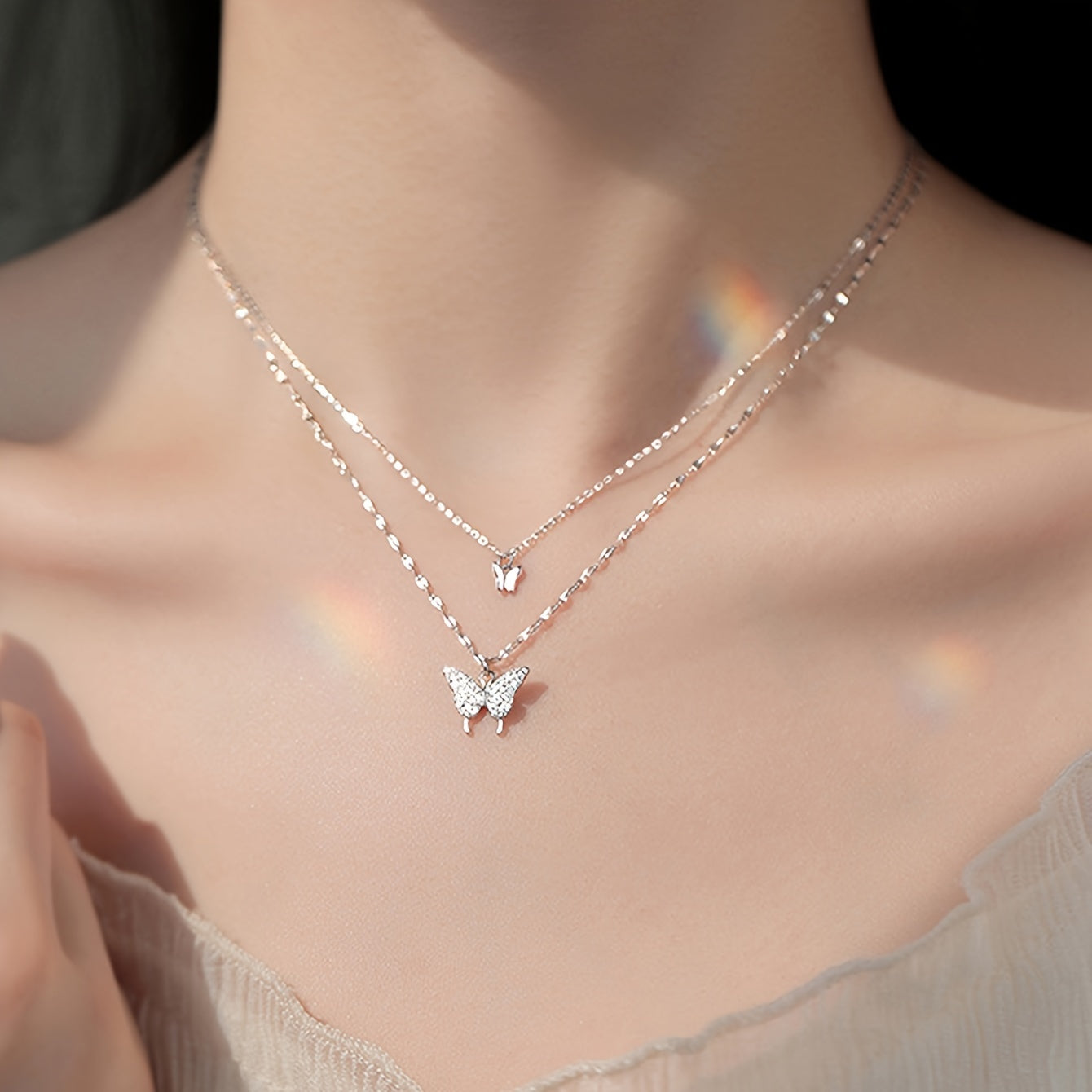 Lightweight Sparkle Necklace