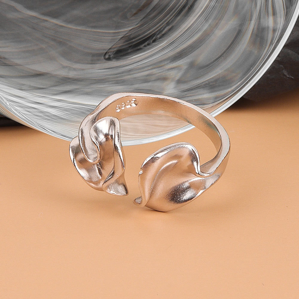 Open Wave Ring