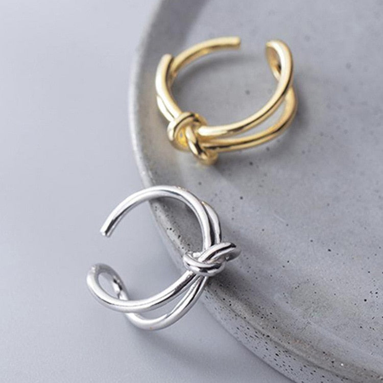 Crossover Knot Ring