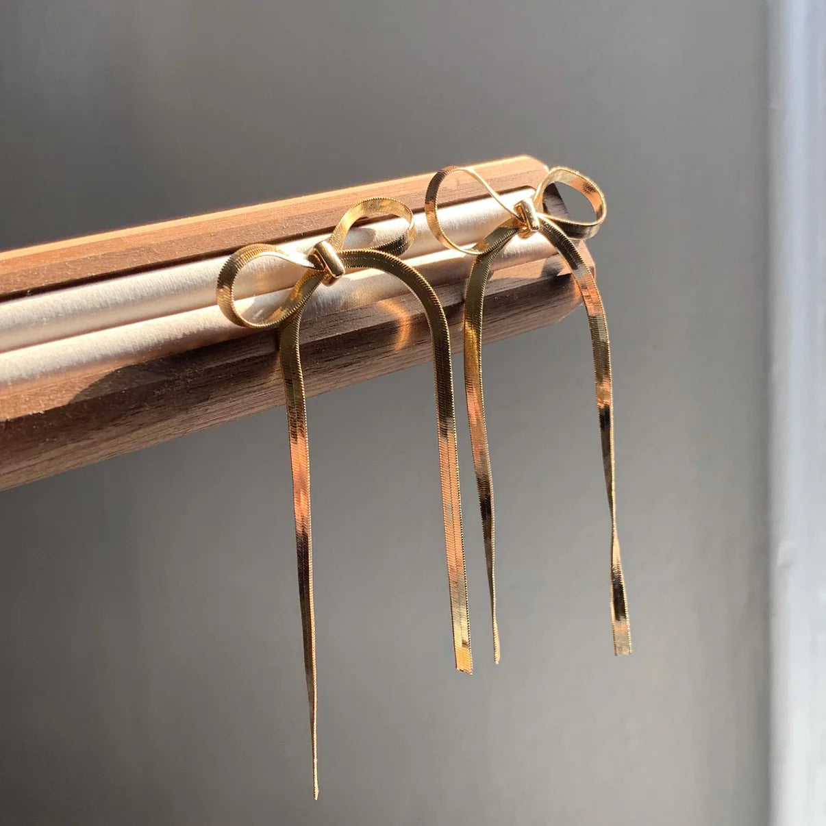 Timeless Bow Earrings for Confidence