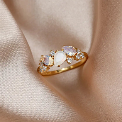 Elegant Cascade Ring for Timeless Confidence