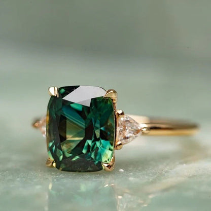 Emerald-Glow Ring