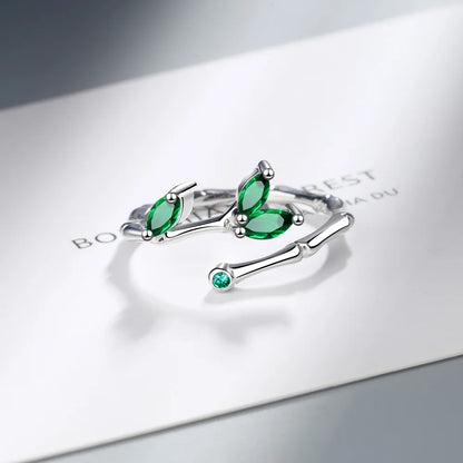 Nature-Inspired Emerald Ivy Ring