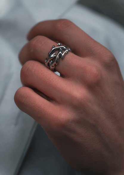 Heirloom Thorn Ring