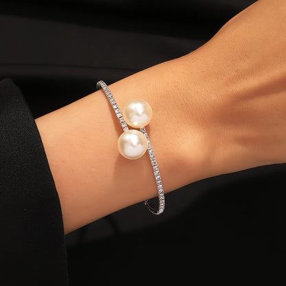 Sparkling Pearl-Inspired Bracelet