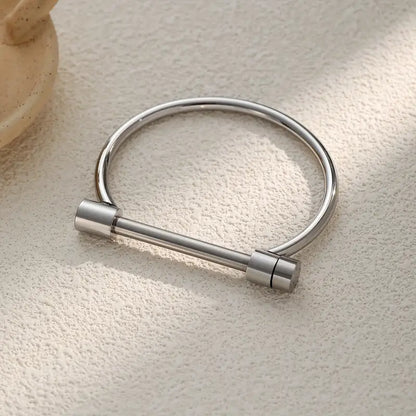Bold Minimalist Screw-Bar Bracelet